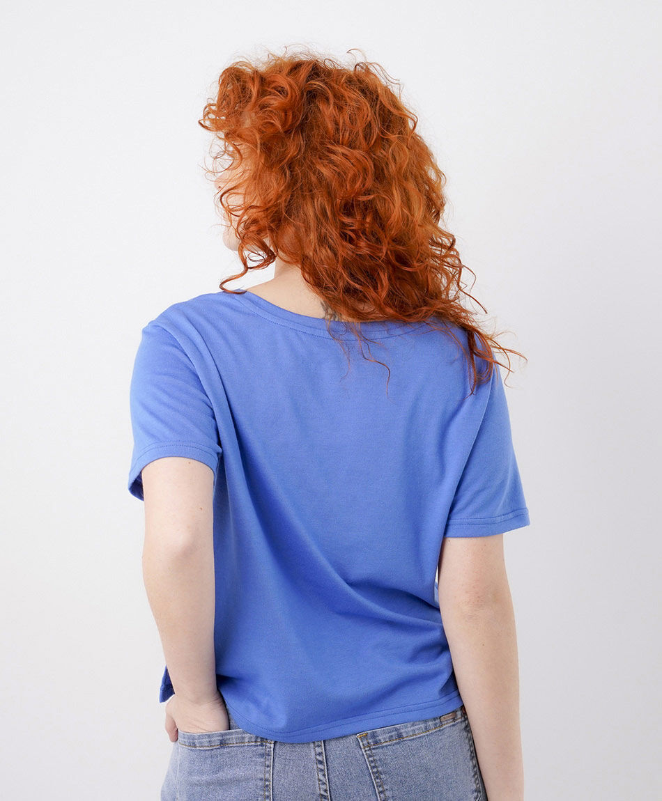 Polera mujer cl&aacute;sica azul