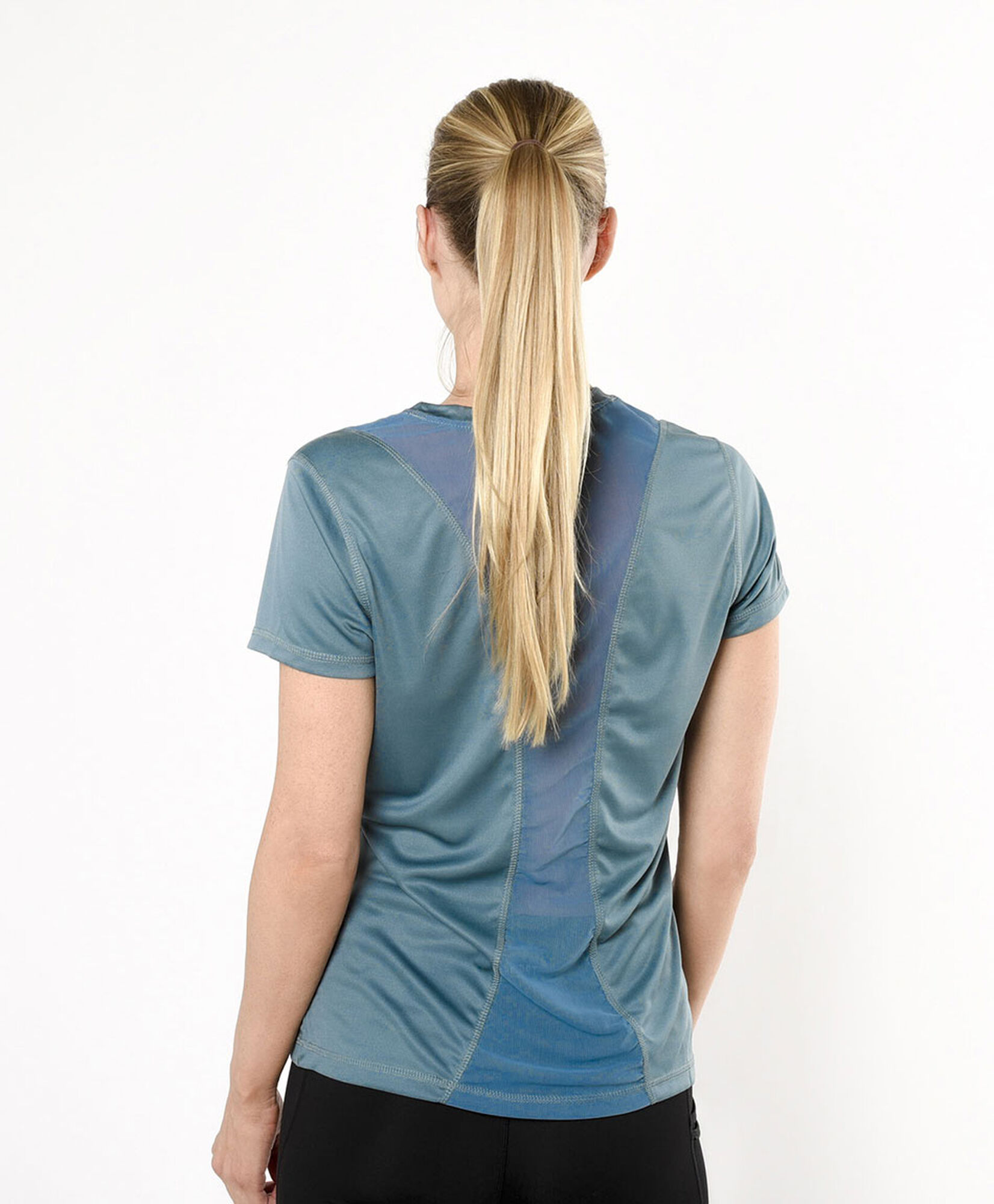 Polera deportiva mujer lisa espalda malla Polera deportiva mujer lisa espalda malla