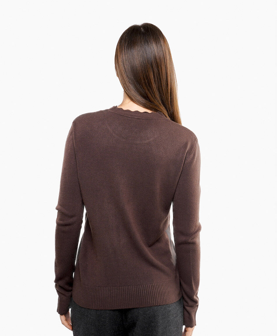Sweater mujer cuello bordado brown