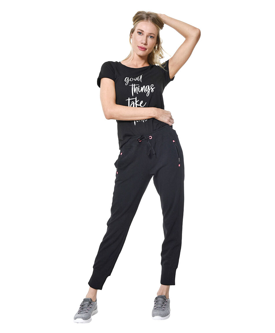 Pantalon deportivo contraste