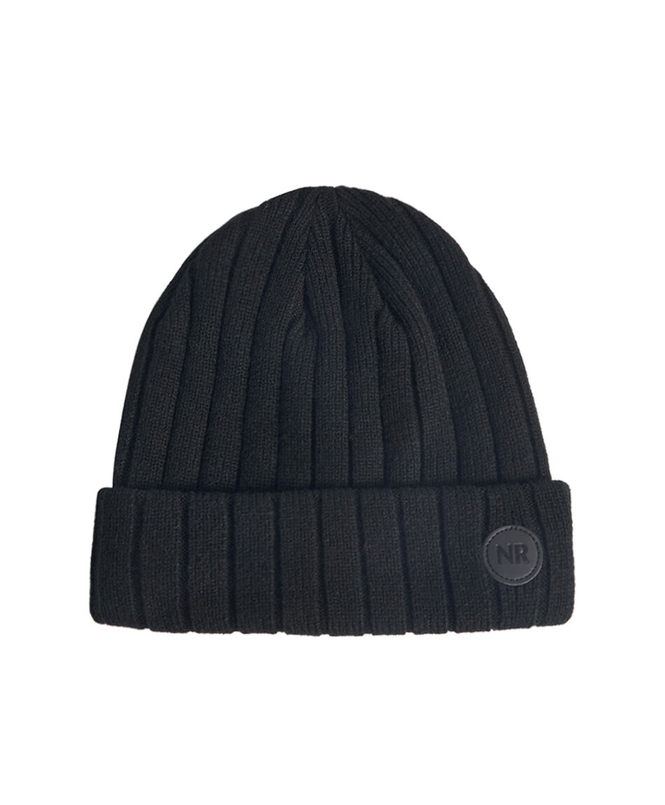 Gorro hombre modelo urbano