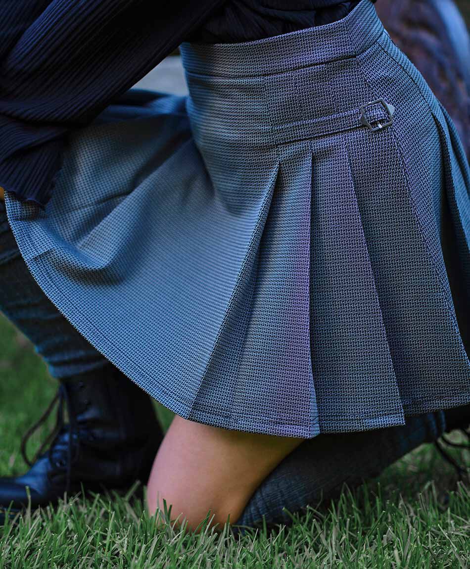 Mini falda mujer plisada