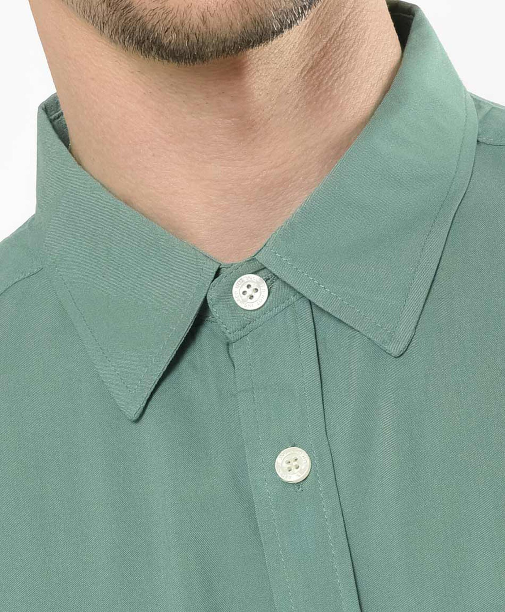 Camisa hombre lisa verde Camisa hombre lisa verde