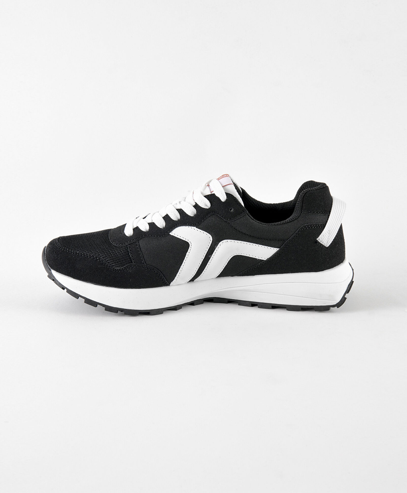 Zapatilla hombre retro Zapatilla hombre retro