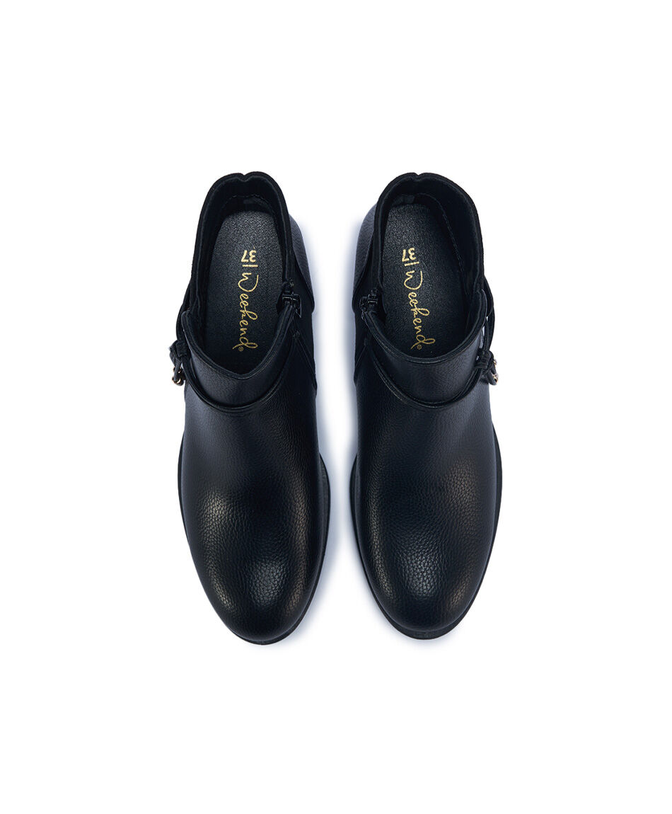 Bot&iacute;n mujer nudo tiritas