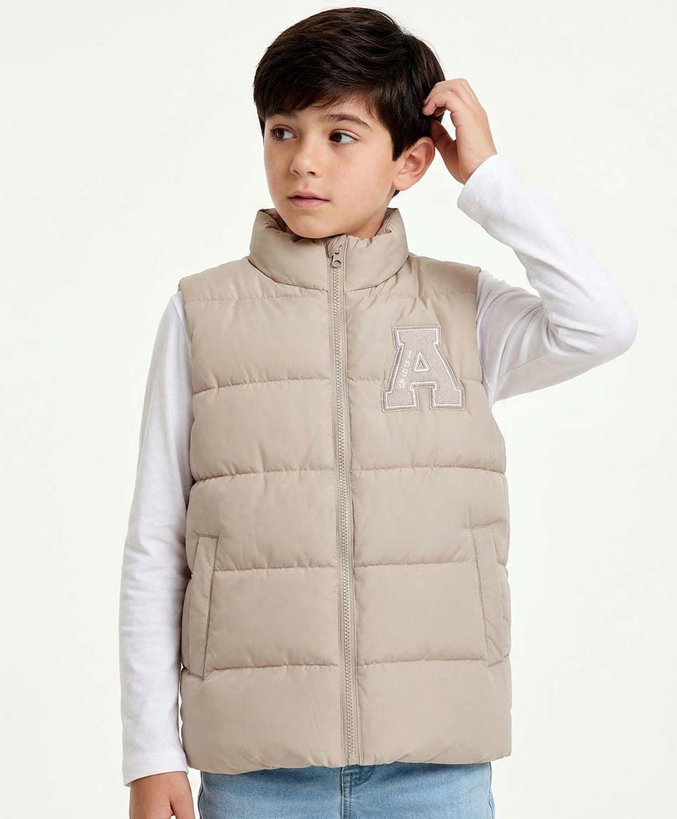 Parka ni&ntilde;o sin mangas letra a