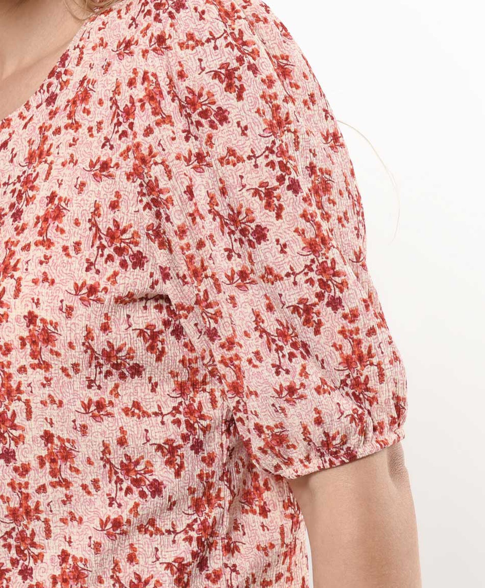 Polera mujer print florcitas Polera mujer print florcitas