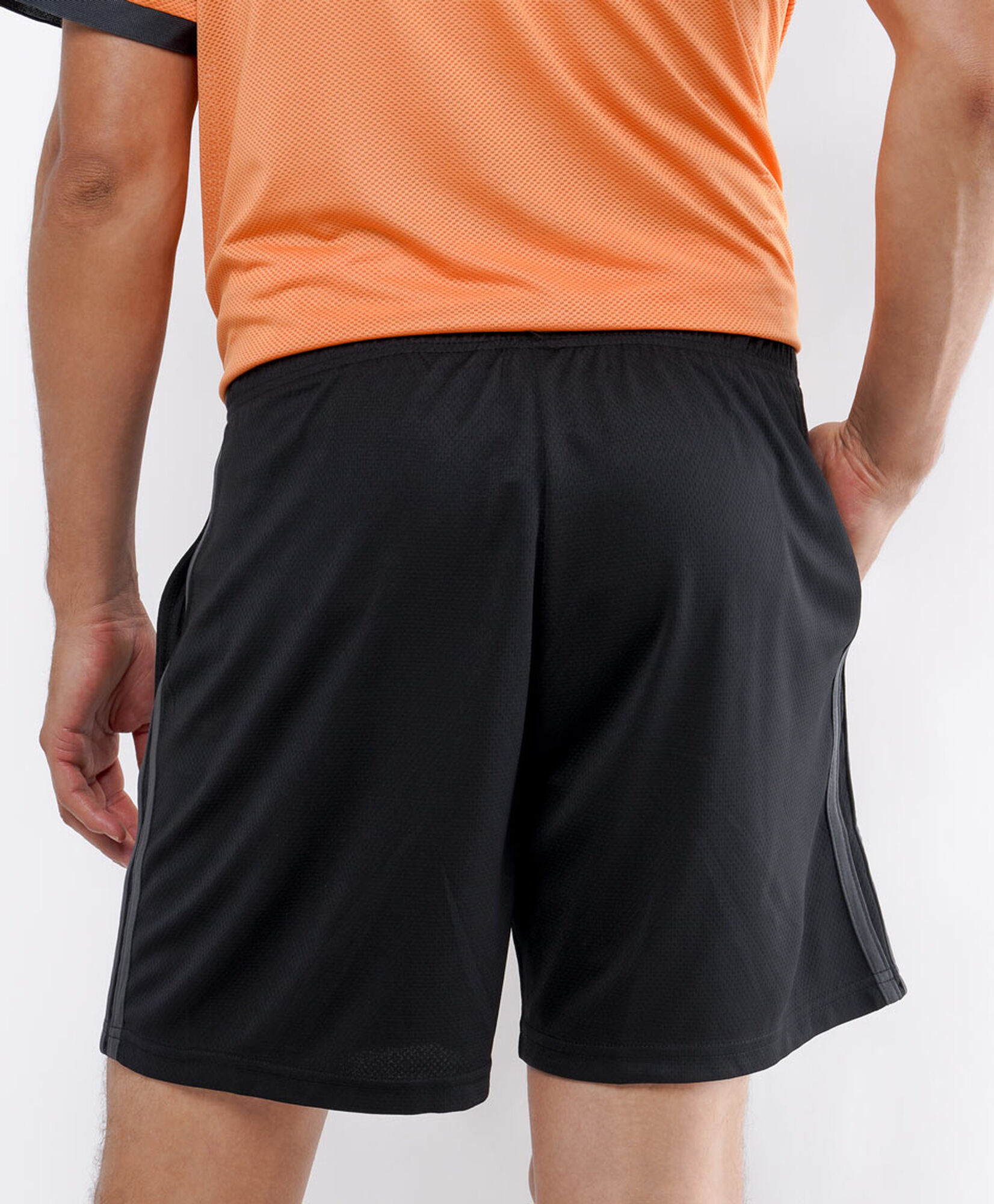 Short deportivo hombre malla líneas Short deportivo hombre malla líneas
