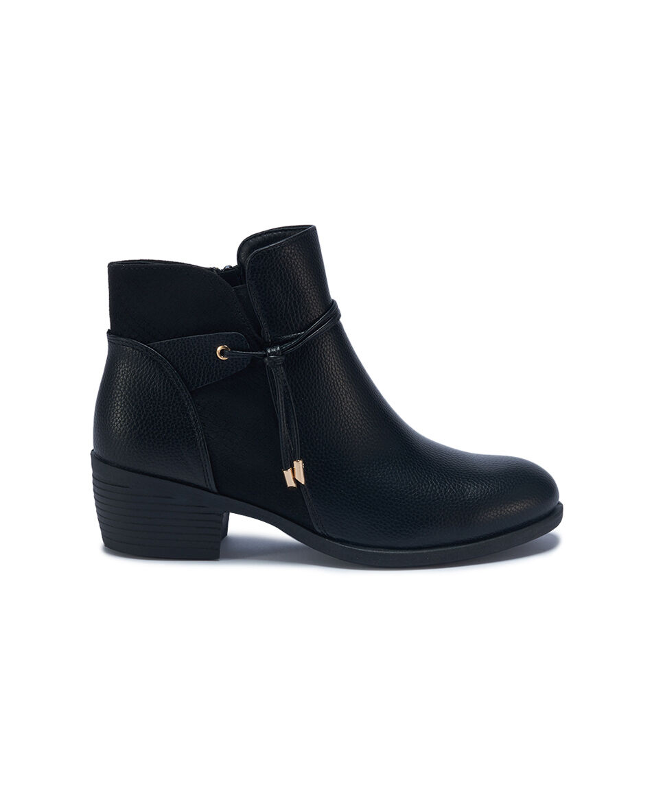 Bot&iacute;n mujer nudo tiritas