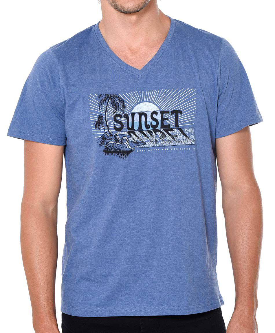 Polera estampada cuello v