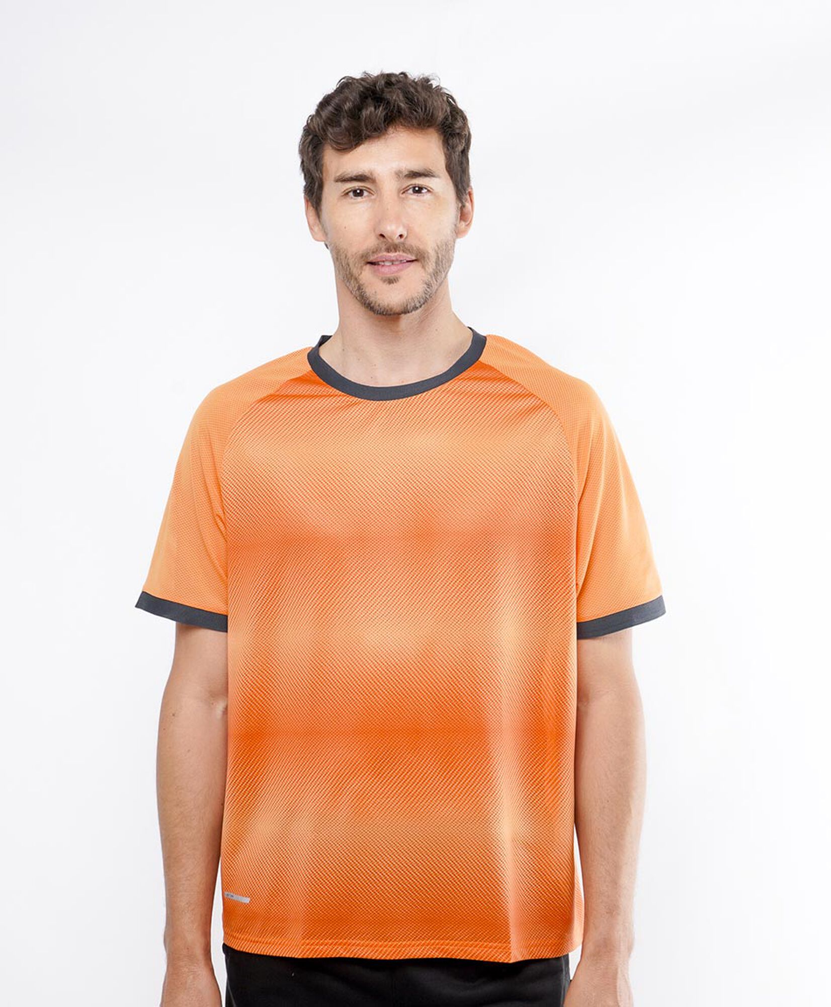 Polera deportiva hombre print naranjo Polera deportiva hombre print naranjo
