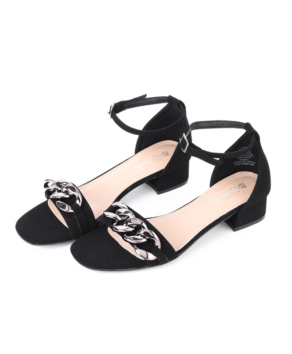 Sandalia mujer negra cadena