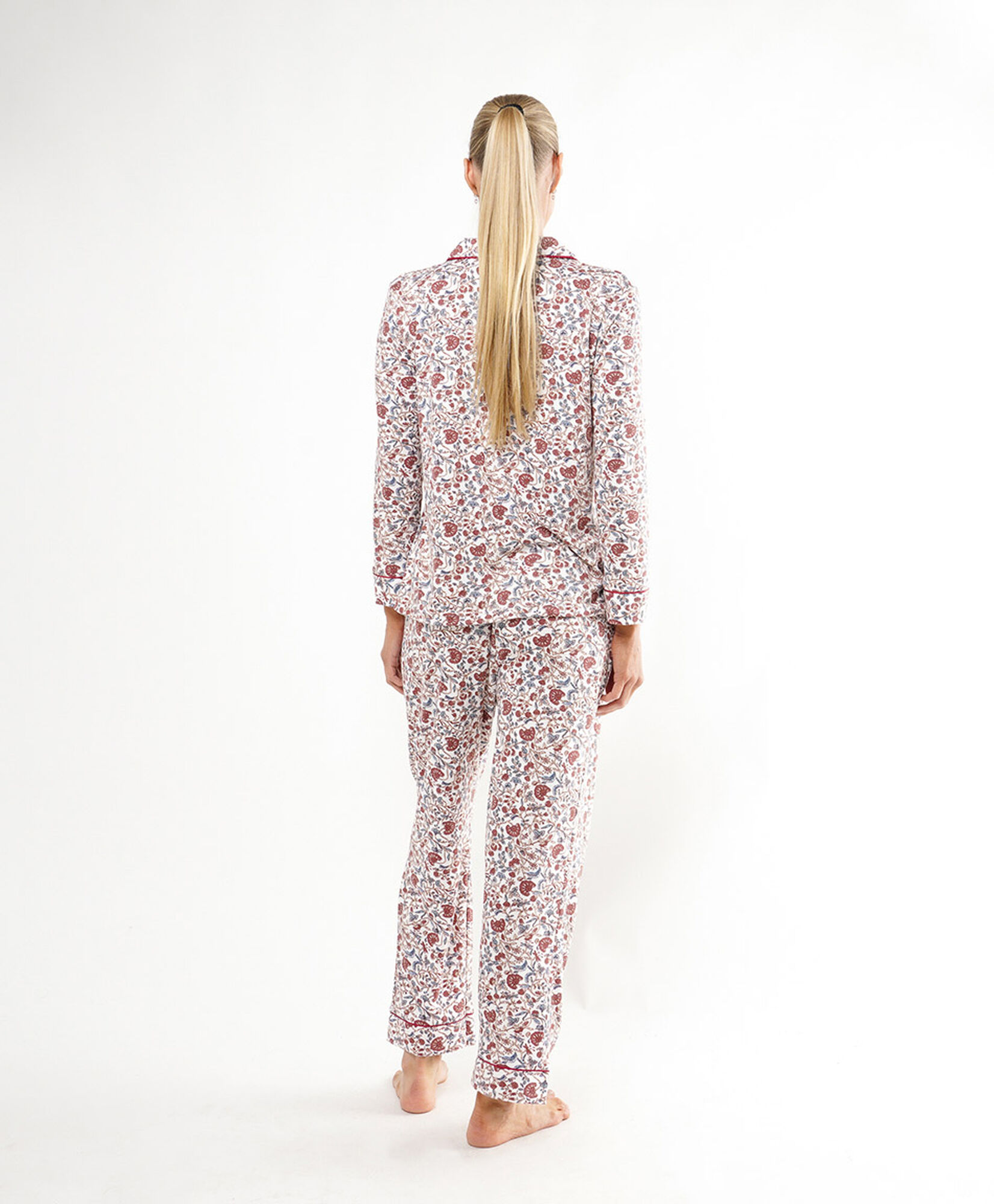 Pijama mujer camisero diseño flor Pijama mujer camisero diseño flor