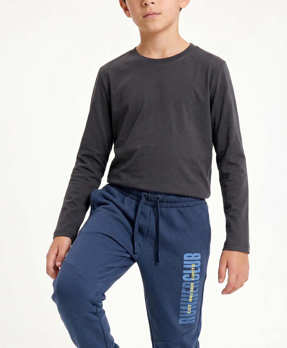 Pantal&oacute;n buzo ni&ntilde;o costuras