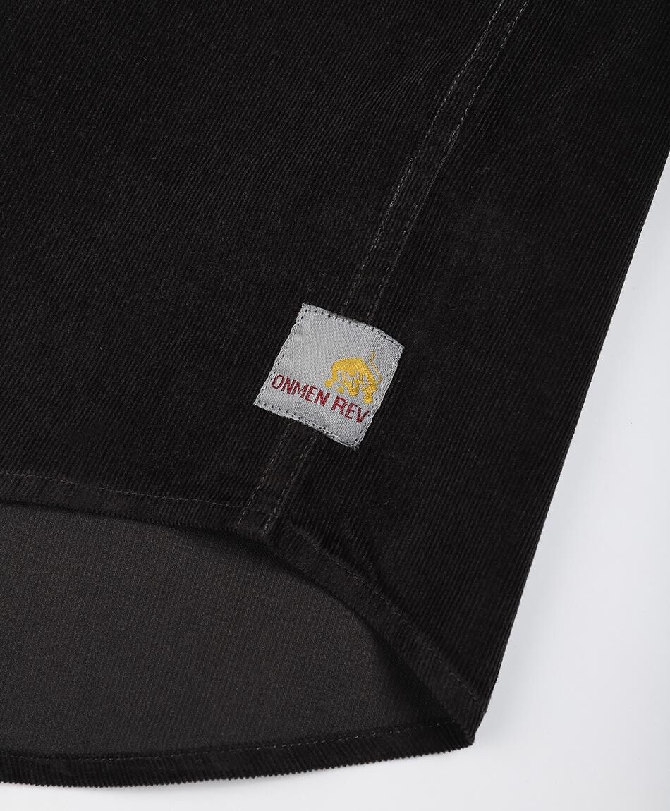 Camisa hombre b&aacute;sica corderoy negra