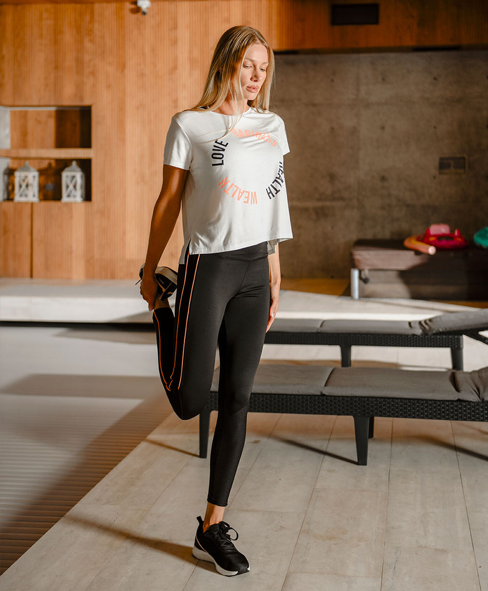 Calza deportiva mujer línea textura Calza deportiva mujer línea textura