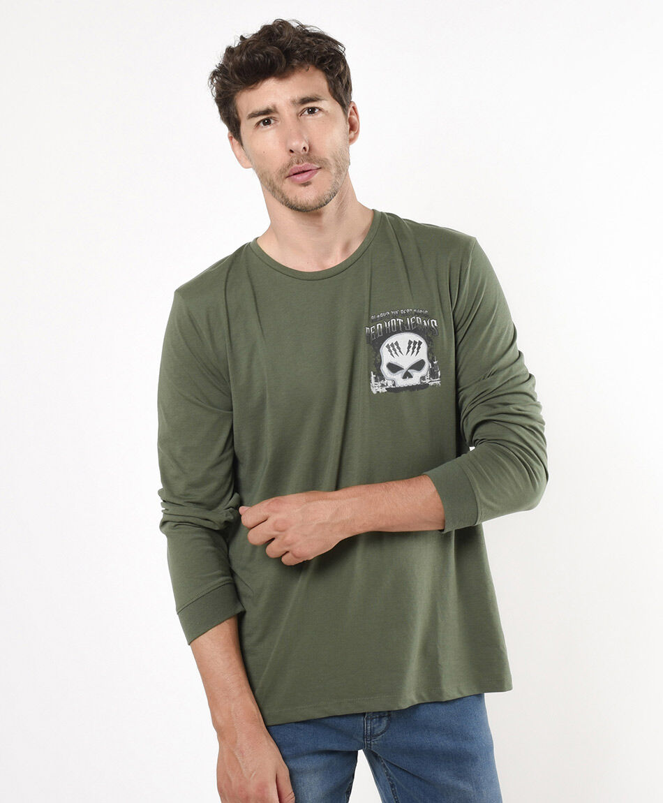 Polera hombre doble estampado calavera