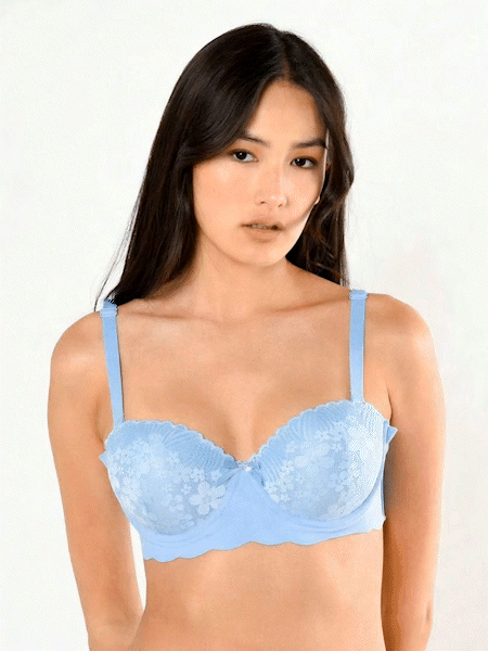 Vista 360 de sostén corazón